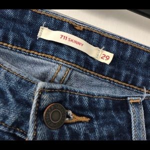 Levi’s 711 Skinny Jeans